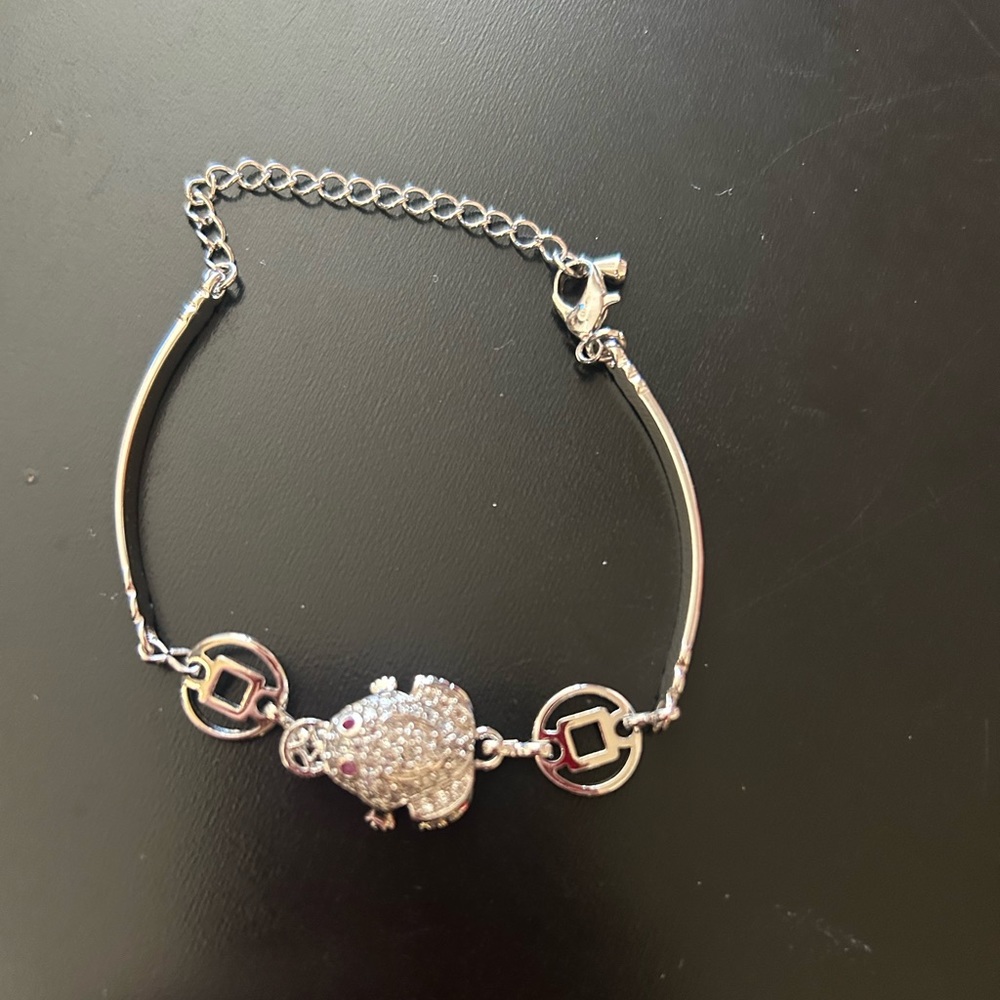 Cubic zirconium  froggy bracelet with red eyes